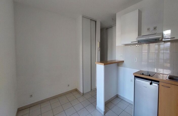 Studio + parking — photo 3