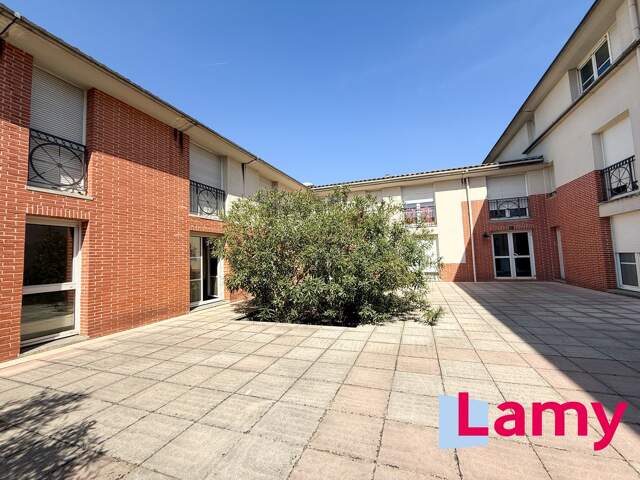 Annexe + Appartement + Parking — photo du bien