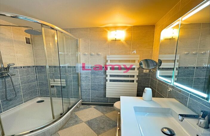 Appartement + Parking + Annexe — photo 3
