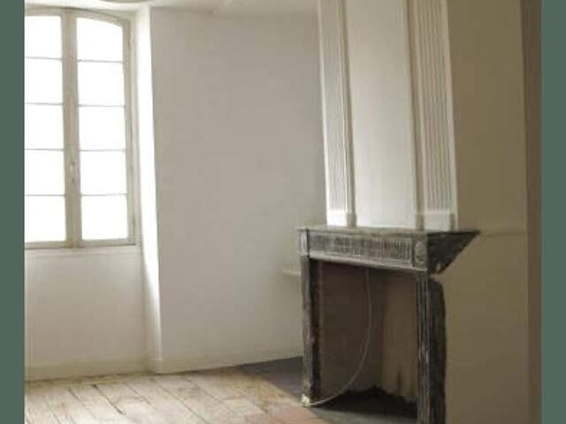 CENTRE BAZAS - MAISON 2 NIVEAUX - 3 CHAMBRES - GRENIER - GIR — photo du bien