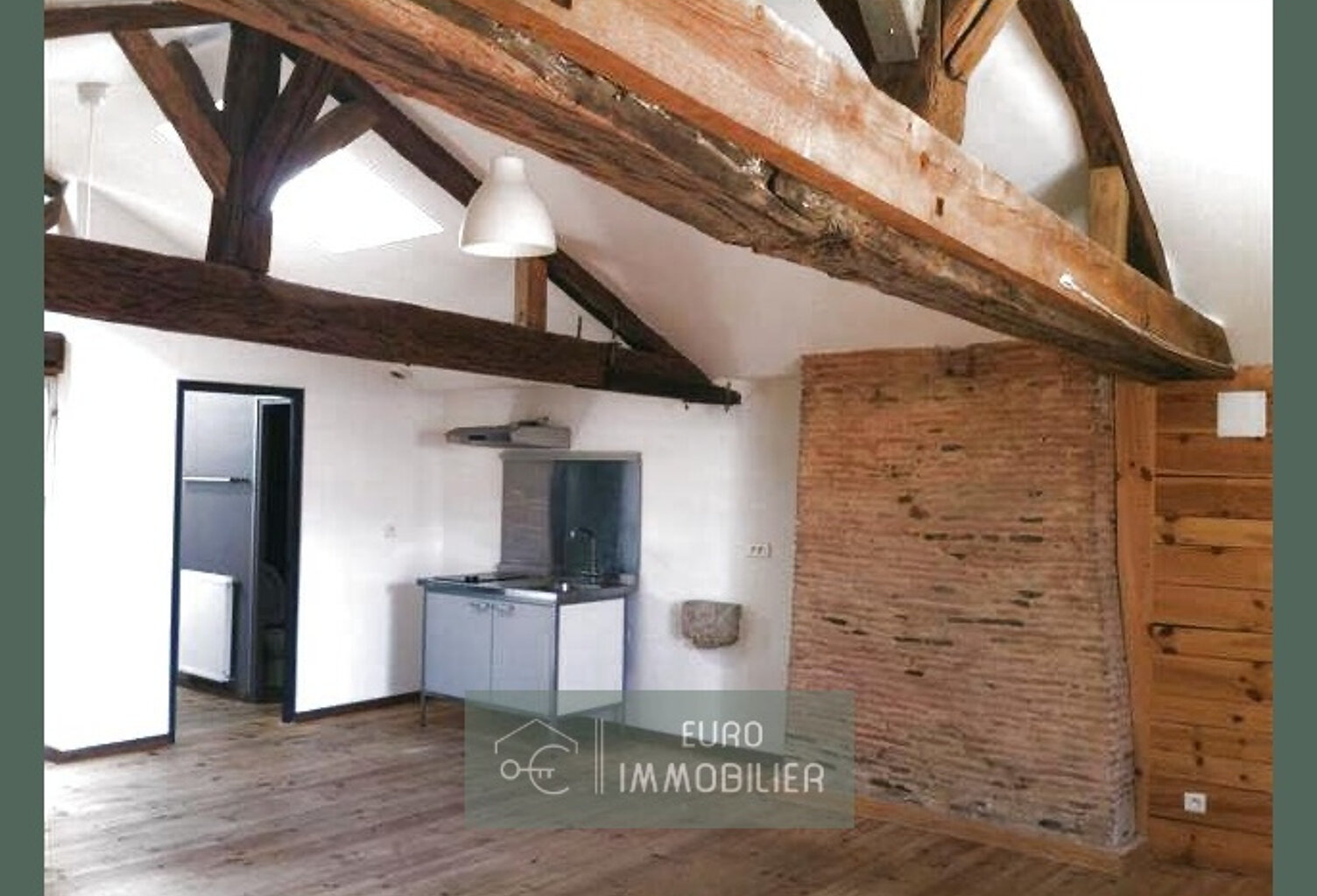 BAZAS CENTRE - IMMEUBLE 2 APPARTEMENTS - GIRONDE (33) - NOUV — photo 1