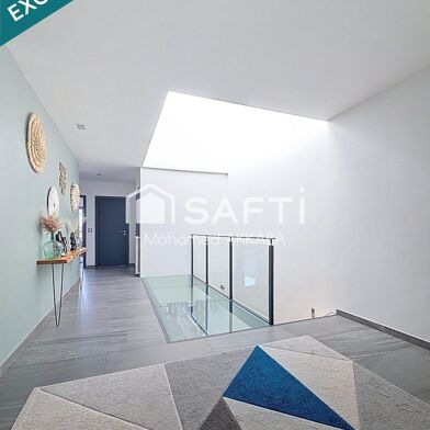 Maison 9 pièces 459000 €