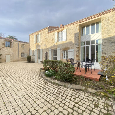 Maison 12 pièces 1092000 €