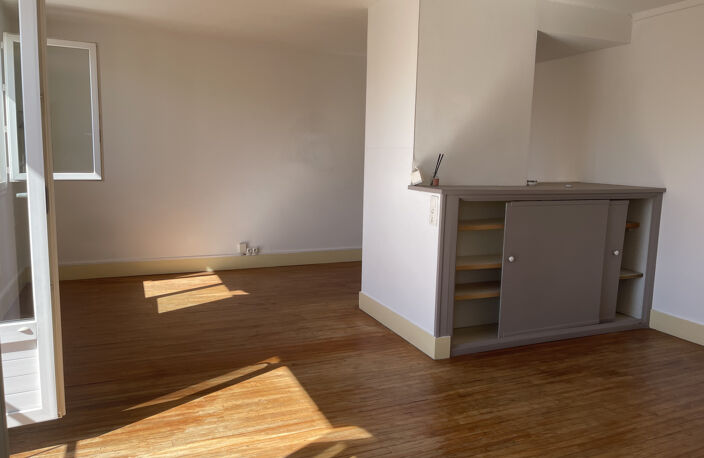 Limoges parc Thuillat F3 de 65 m2 dernier étage — photo 2