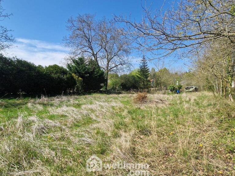 Terrain à bâtir - 1260m² - Vorges — photo 1