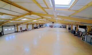 Local industriel  2161 m² à vendre à Ambert (63600)