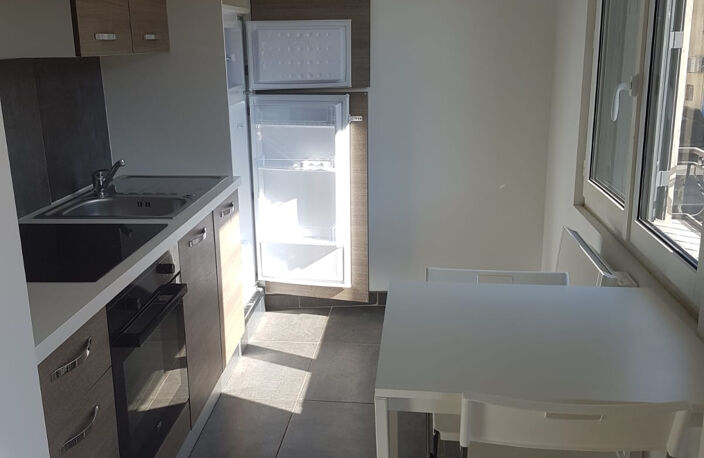 Mudaison - Immeuble de rapport 4 appartements — photo 3