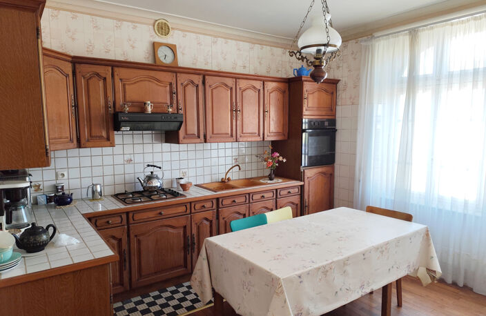 Maison au bourg de PLOUHINEC — photo 4