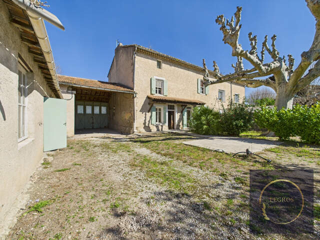Magnifique Mas Provençal au Thor - Potentiel d'Investissemen — photo du bien