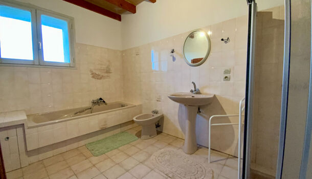 Villa / Maison 4 pièces  à vendre Saint-Genis-de-Saintonge 17240