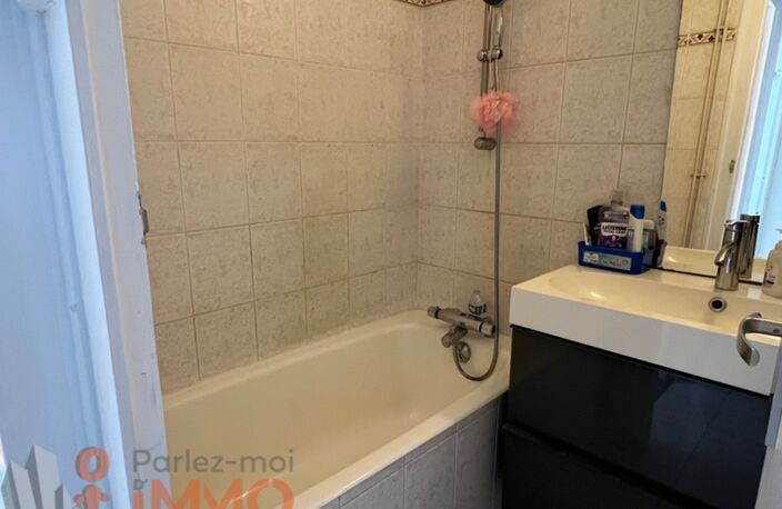 T3 — photo 3