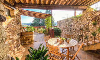 Maison 9 Pièces 212 m² à vendre à Cavillargues (30330)