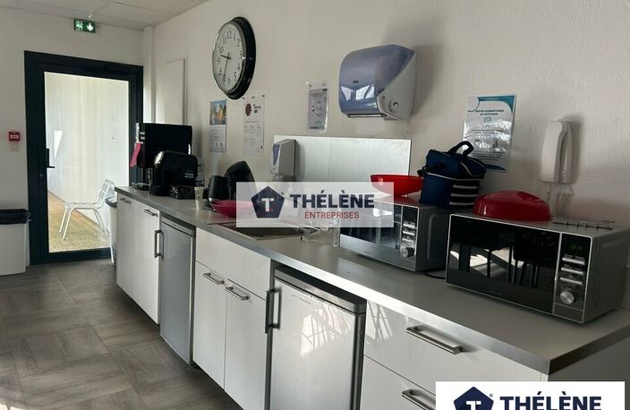 BUREAUX à LOUER — photo 2