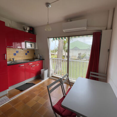 Appartement 1 pièces 750 €