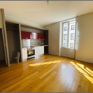 Appartement 2 pièces 240000 €