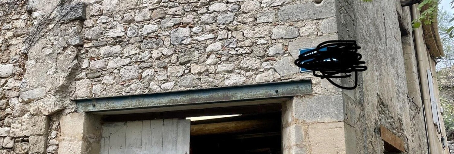 Immeuble  70 m² à vendre à Reillanne (04110)