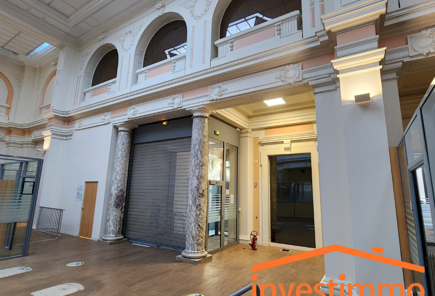 Immeuble / Local commecial 1043 m2 - centre ville de boulogn — photo 1