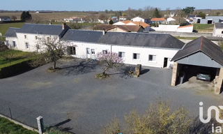 Maison 8 Pièces 196 m² à vendre à Saint-Varent (79330)