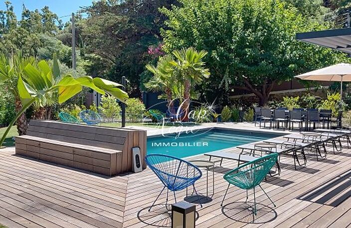 Villa neuve avec piscine située en partie basse de la Route dépa — photo 5