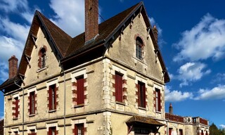 Maison 8 Pièces 230 m² à vendre à Leugny (89130)