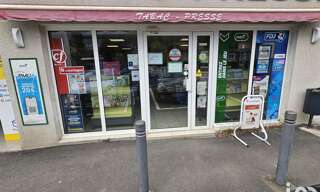 Commerce  94 m² à vendre à Manzat (63410)