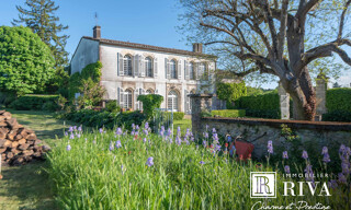 Maison 9 Pièces 336 m² à vendre à Quinsac (33360)