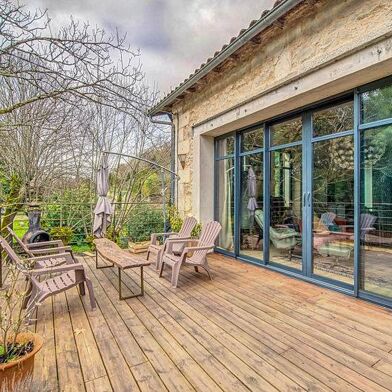 Maison 6 pièces 554910 €