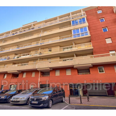 Garage  110 €
