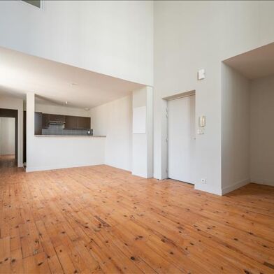 Appartement 4 pièces 223650 €