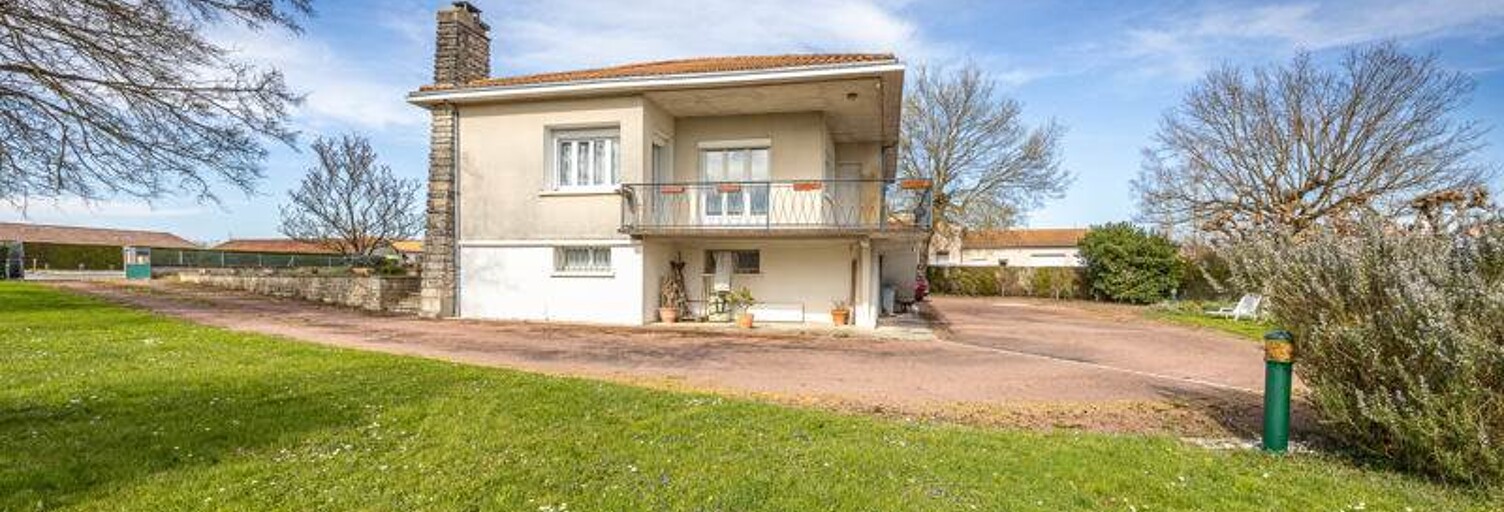 Maison 5 Pièces 124 m² à vendre à Brioux-sur-Boutonne (79170)