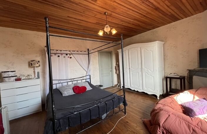 Maison de bourg de 7 pièces principales — photo 5