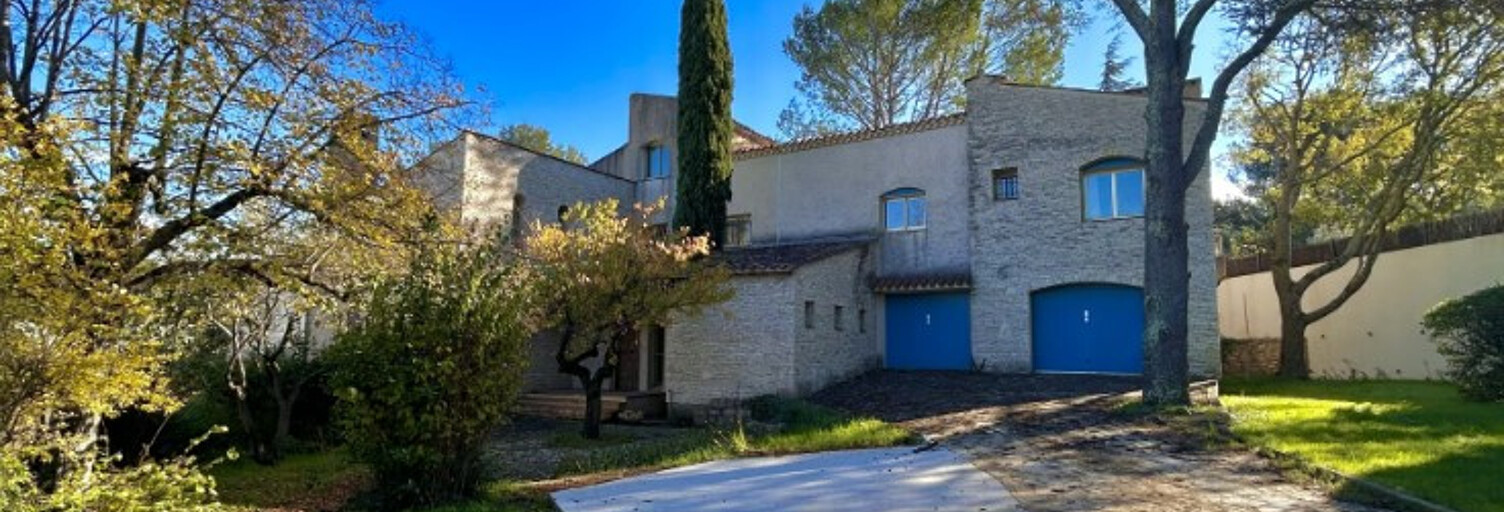 Maison 7 Pièces 389 m² à vendre à Nîmes (30900)