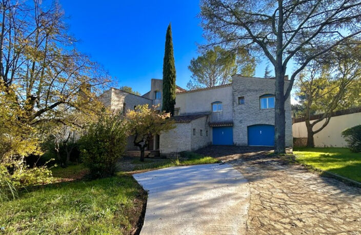 NIMES CAMPLANIER Villa de 389 m2 sur terrain de 1600 m2 — photo 3