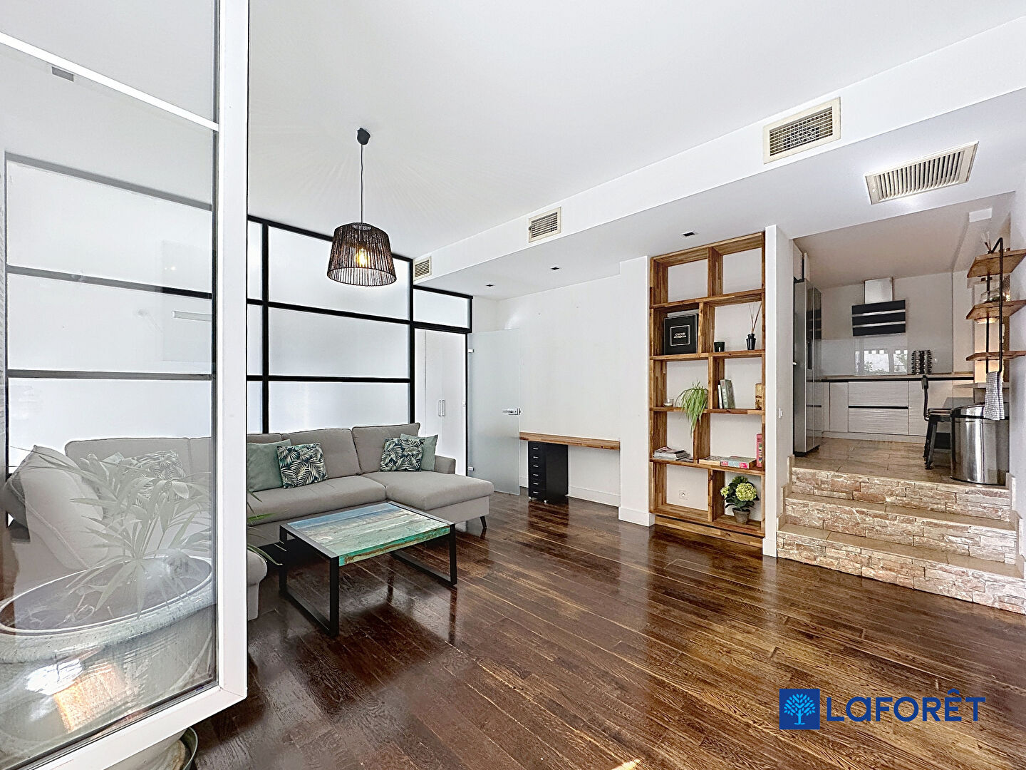 Appartement 4 pièces avec terrasse en plein coeur de Nice