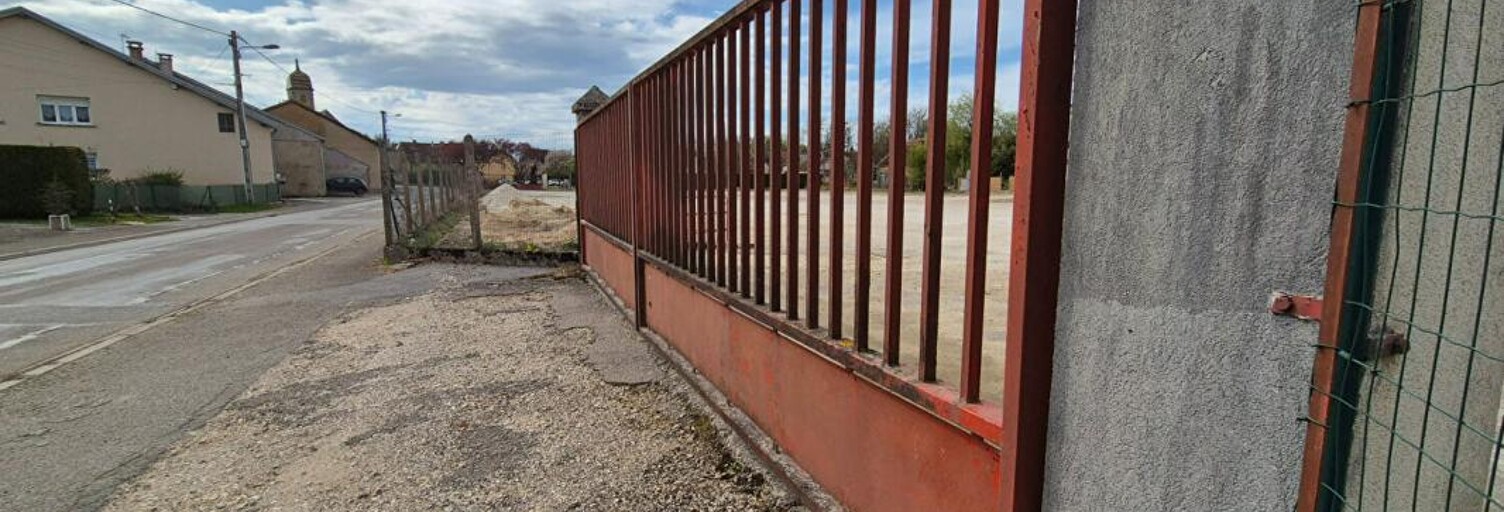 Local industriel  2400 m² à vendre à Gevigney-et-Mercey (70500)