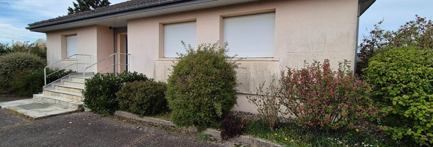 Local industriel  2400 m² à vendre à Gevigney-et-Mercey (70500)