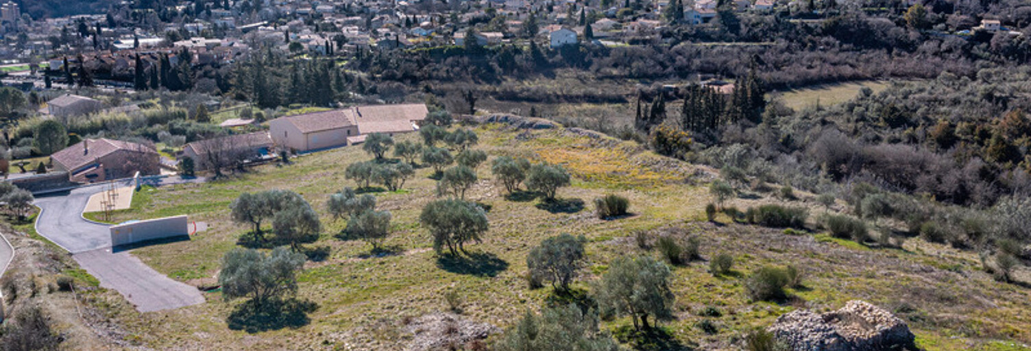 Terrain  2400 m² à vendre à Forcalquier (04300)