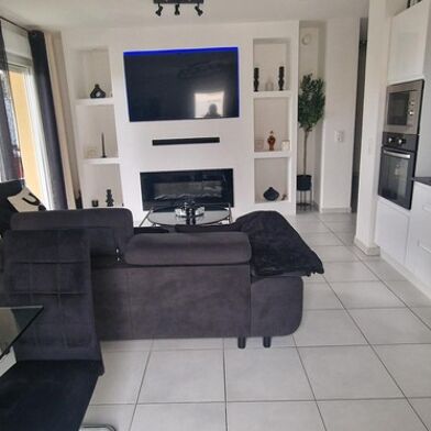 Appartement 4 pièces 239900 €