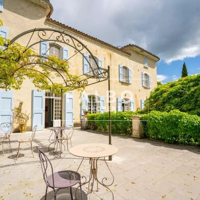 Maison 40 pièces 3725000 €