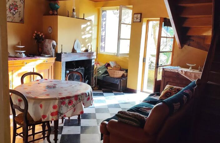 A vendre maison de village avec un jardin de 688m² — photo 5