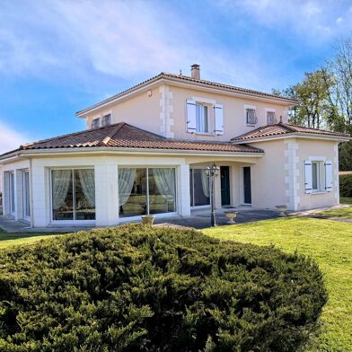 Maison 10 pièces 498000 €