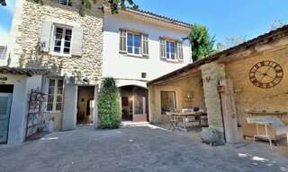 Maison 10 Pièces 349 m² à vendre à Lourmarin (84160)
