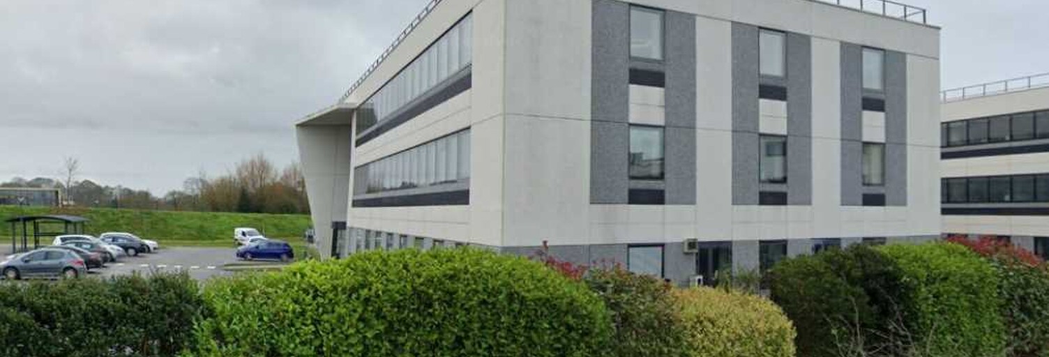 Bureau  3750 m² à louer à Guipavas (29490)