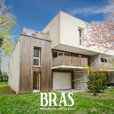 Appartement 3 pièces 233200 €