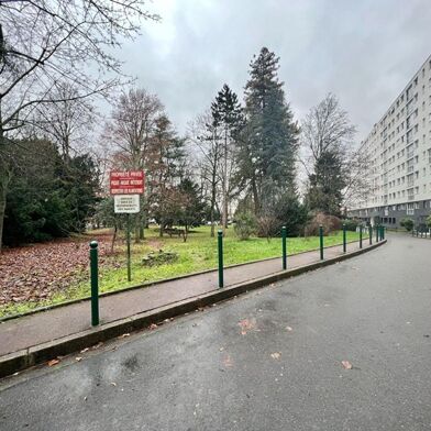 Appartement 4 pièces 1238 €