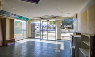 Commerce  120 m² à louer à Rochefort-du-Gard (30650)