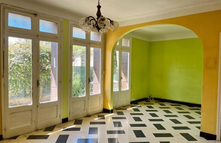 Villa composée de 2 appartements à rénover — photo 3