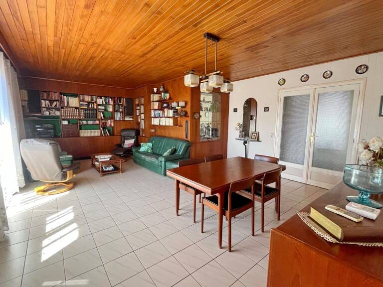 Appartement T4 à rafraîchir — photo 1