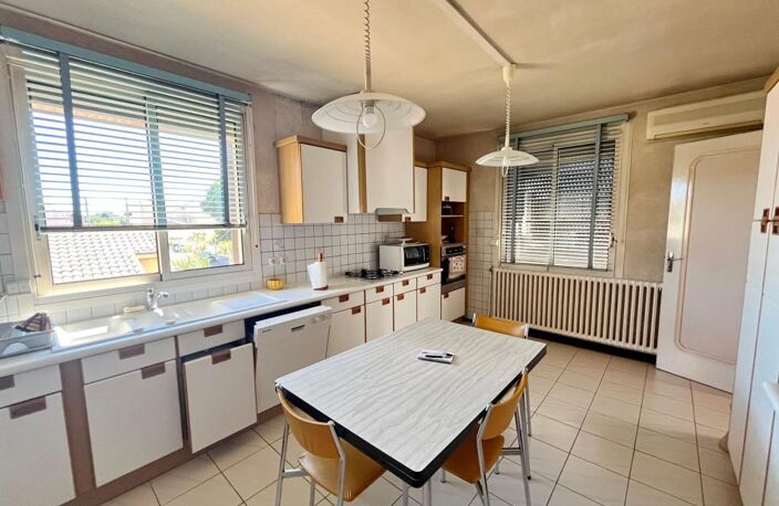 Appartement T4 à rafraîchir — photo 2