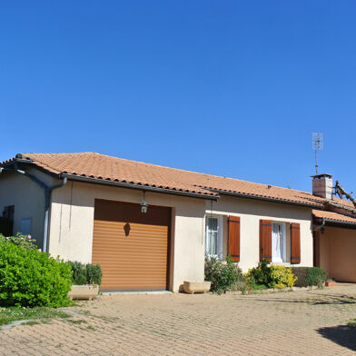 Maison 4 pièces 220500 €